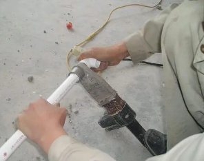 岑溪漏水维修电话